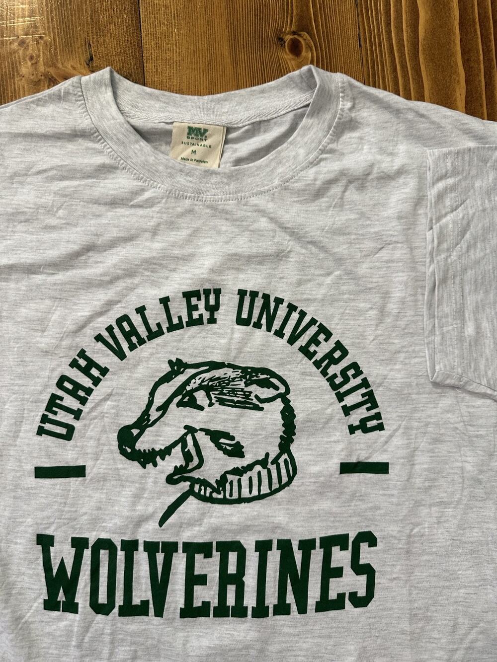 Utah Valley University Wolverines T-shirt NCAA College Medium MV Sport Eco Tee